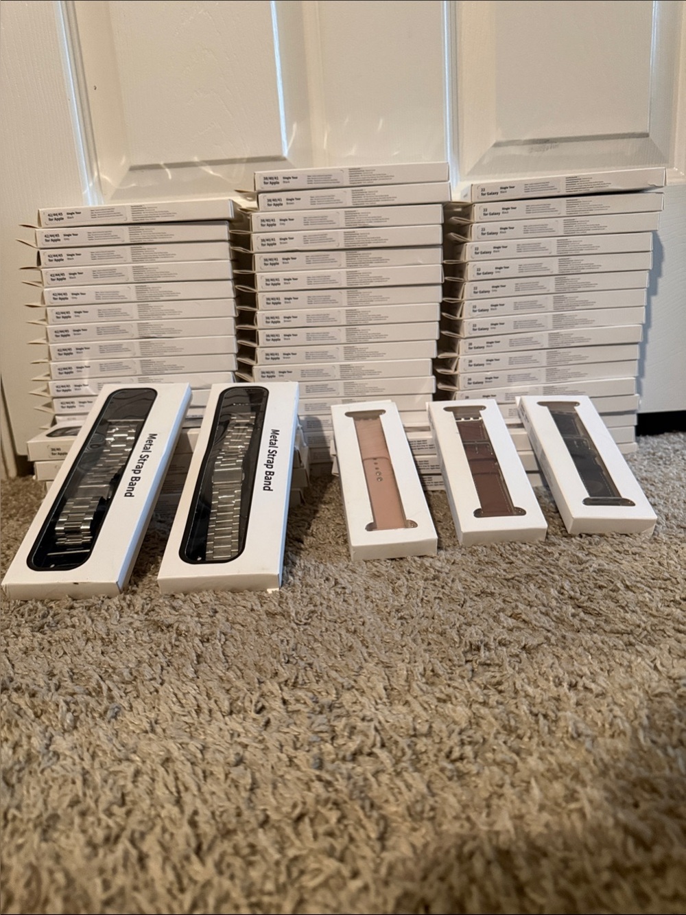 60+ Assorted Replacement Watch Bands Metal and Leather Styles- Apple and Samsung